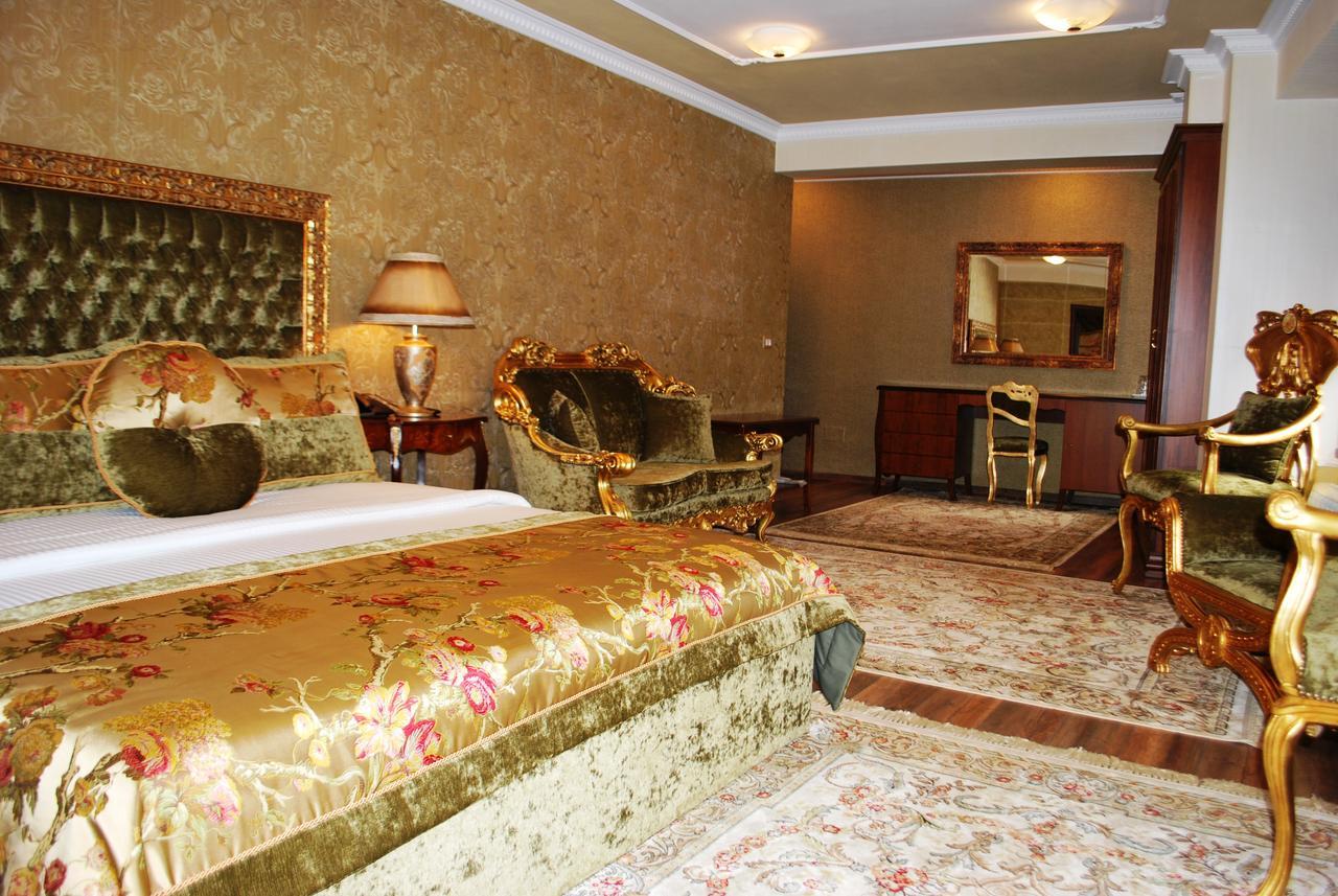 Hotel Vila Sigal Korce Bagian luar foto
